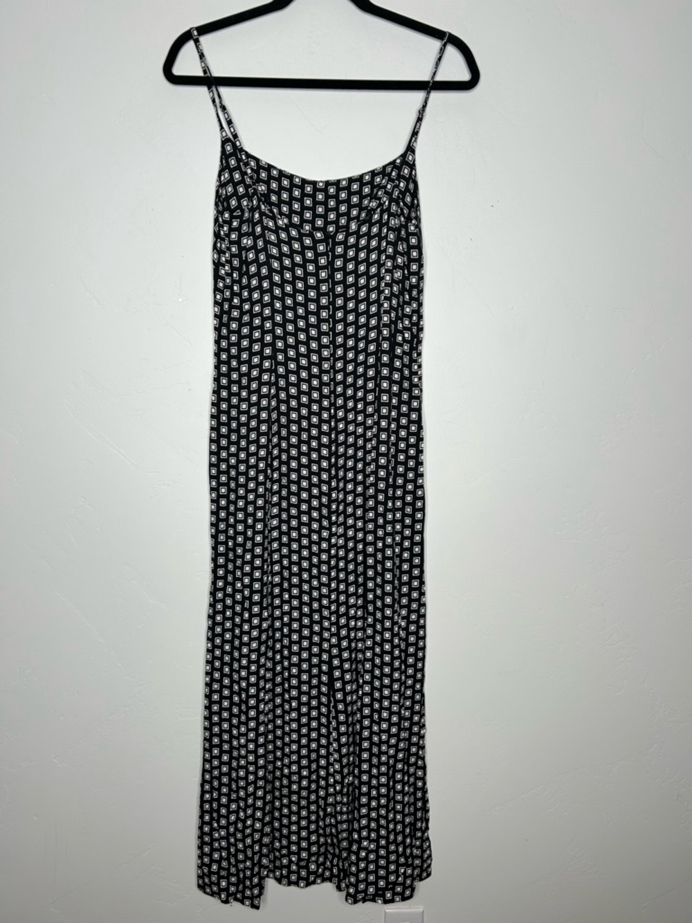 Reformation Liya Black and White Geometric Slip Midi Dress Size 10 Summer Event - Picture 3 of 12